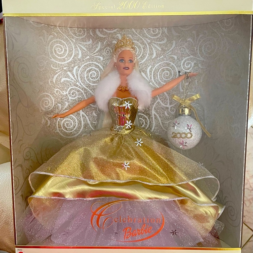 2000 Holiday Barbie